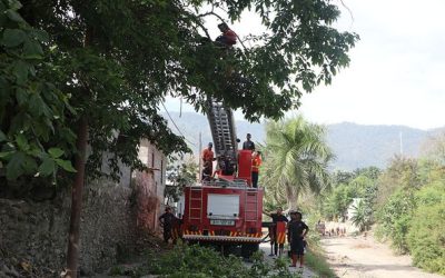 EKIPA KONJUNTA BOMBEIROS HO EDTL TESI AI ÁREA MALOA