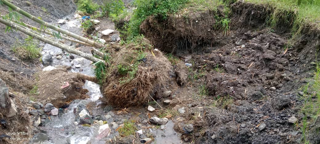 KOMUNIDADE ALDEIA VILA ERMERA HETAN AMESAS HUSI RAI HALAI